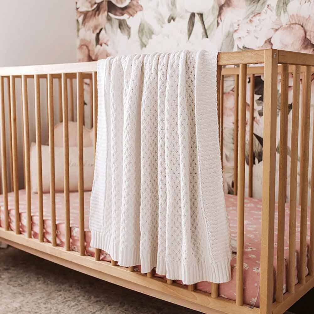 Cot and Bassinet Sheets & Blankets