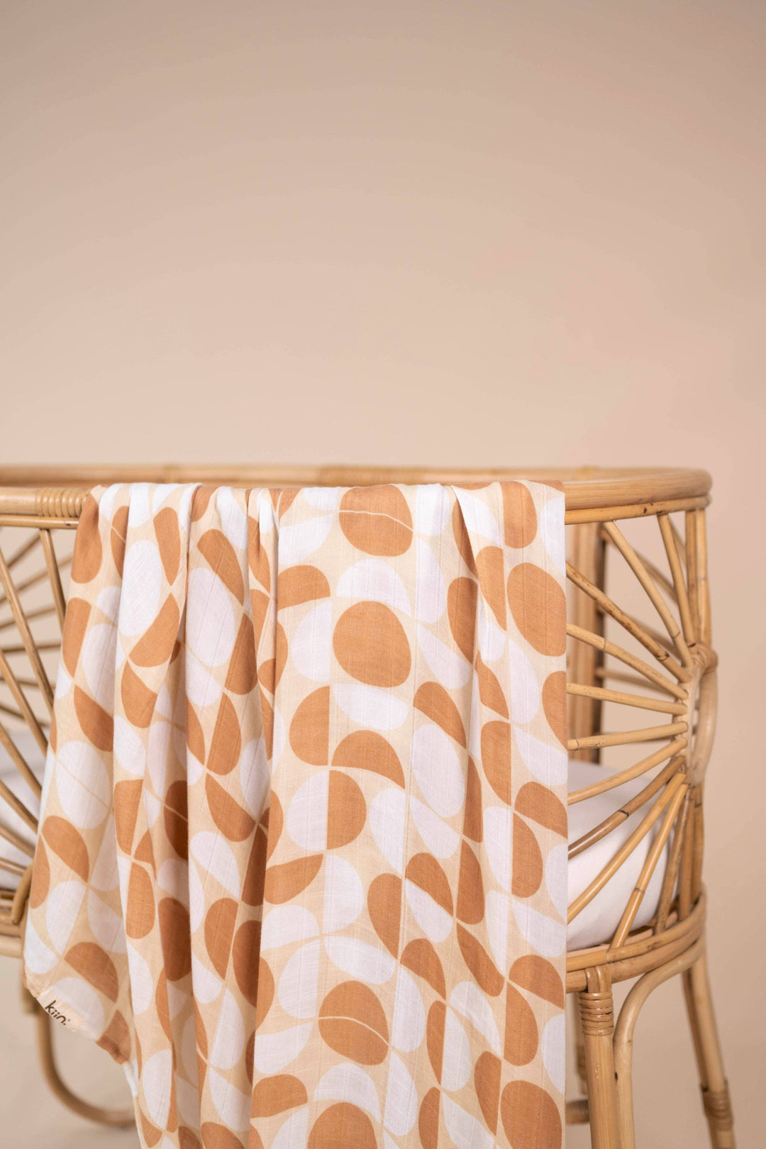 Organic Muslin Swaddle - Pebble