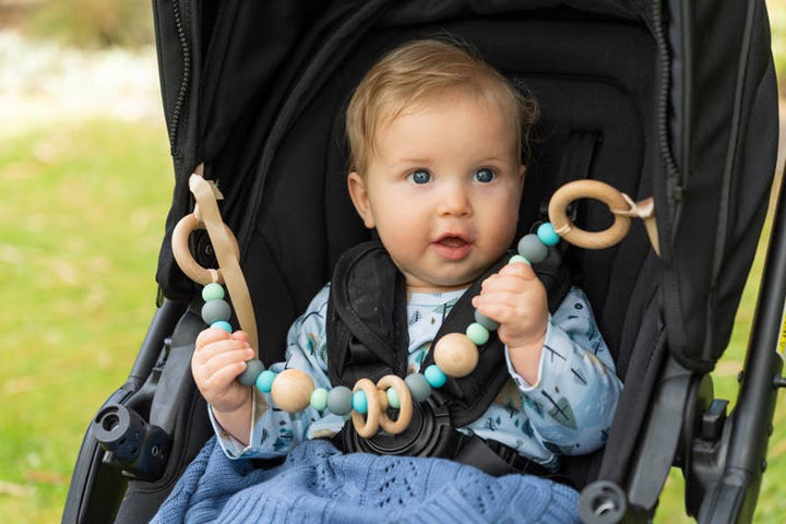 Harlow Pram Garland (tri-colour)
