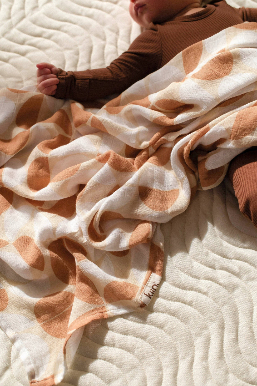 Organic Muslin Swaddle - Pebble