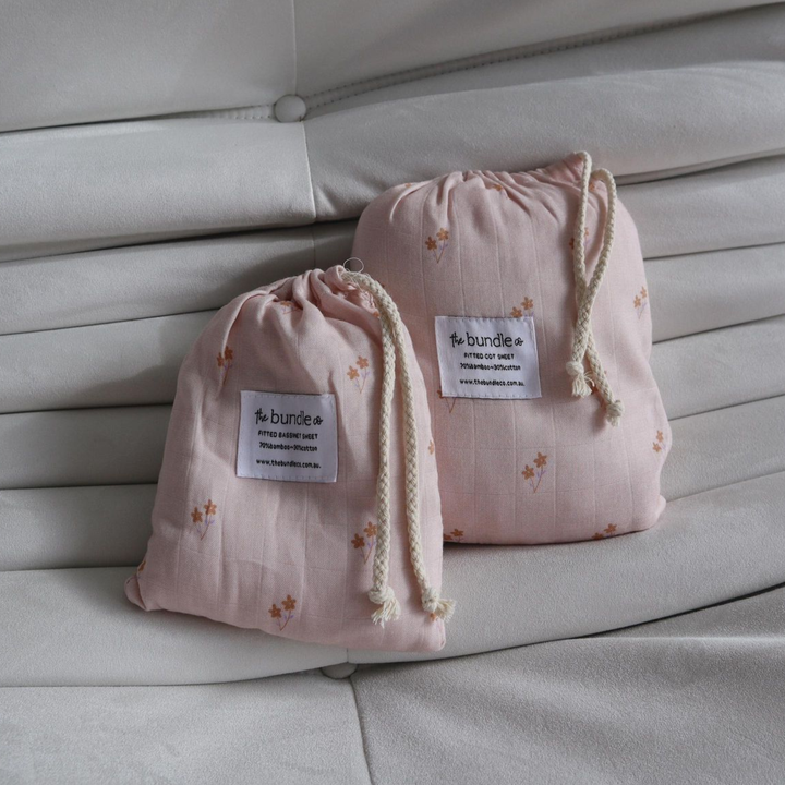 Meadow Bassinet Sheet - 70% bamboo + 30% cotton
