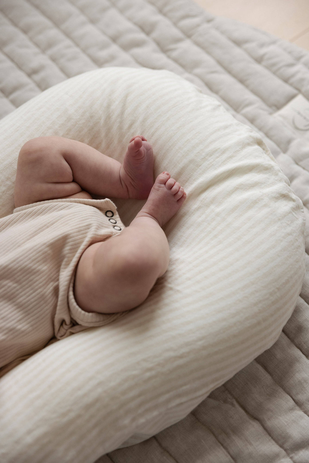 Baby Lounger Nest + Stripe Natural Linen Cover