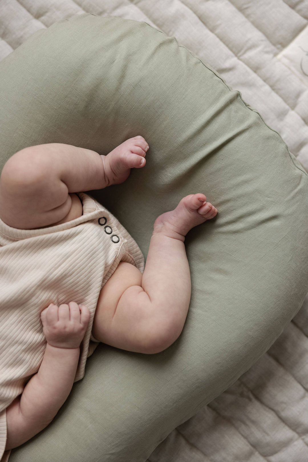Baby Lounger Nest + Soft Sage Linen Cover