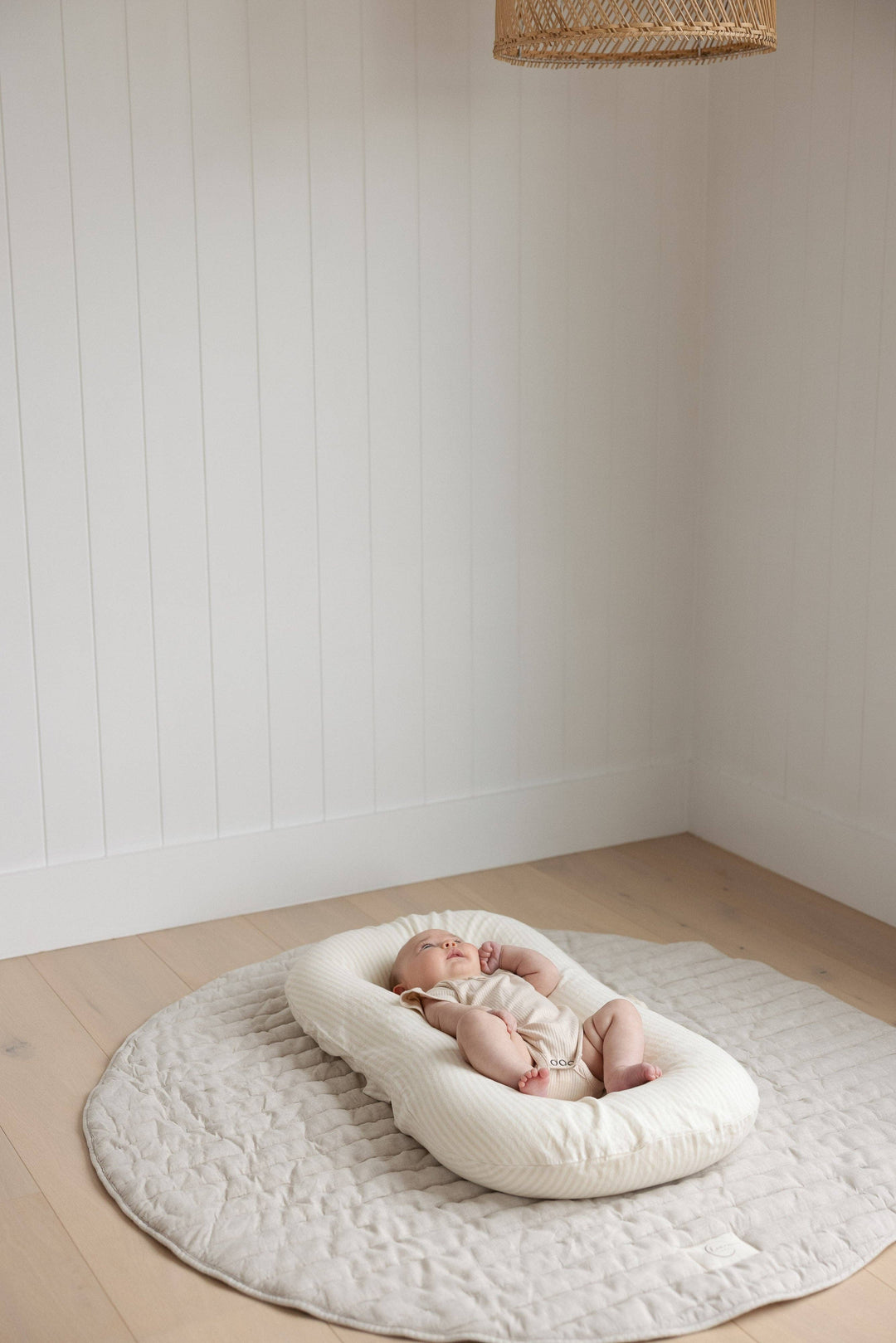 Baby Lounger Nest + Stripe Natural Linen Cover