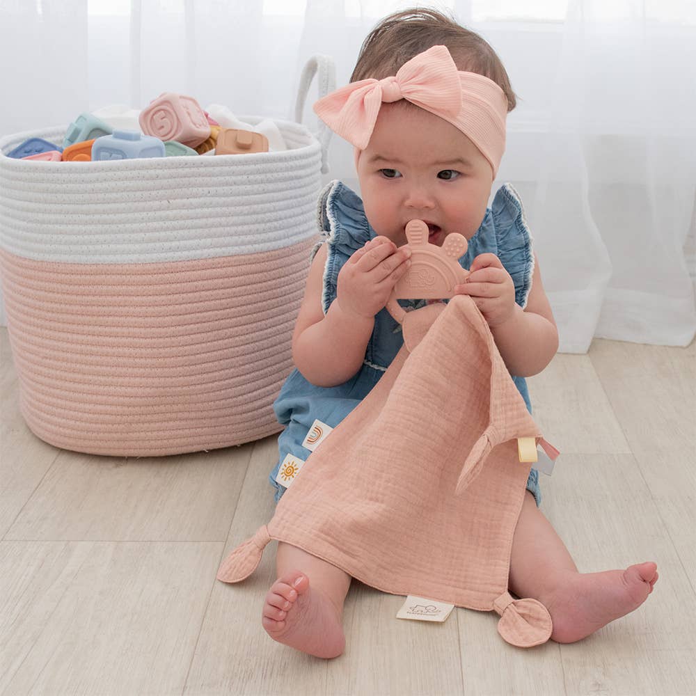 Silicone Muslin Comfort Teether - Rose (pink)